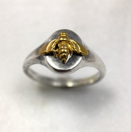 bee signet ring jewel thief Brighton