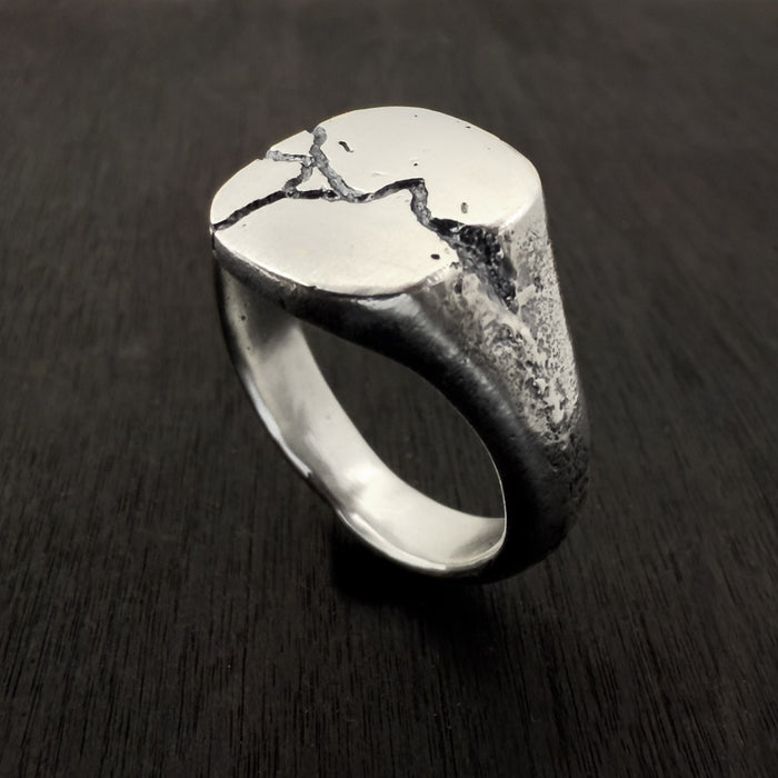 Kintsugi Signet Ring