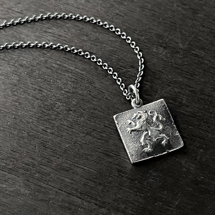 England Lion Symbol Pendant