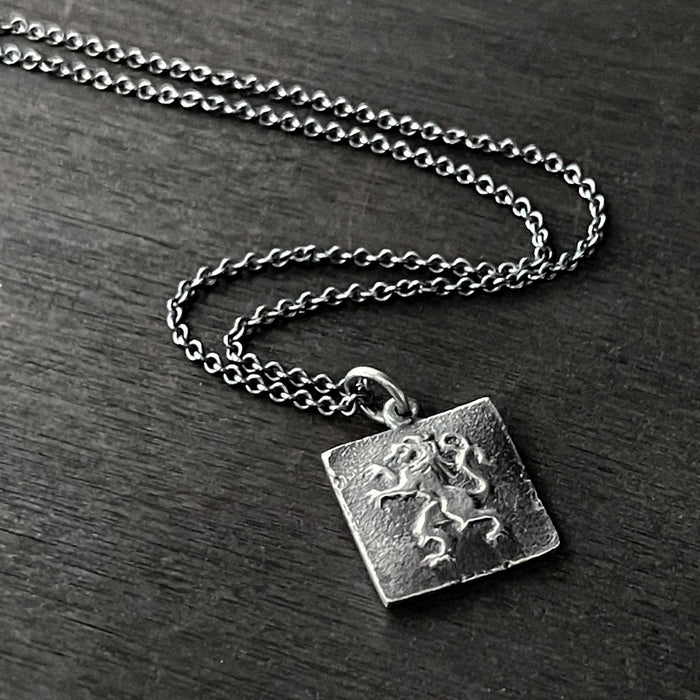 England Lion Symbol Pendant