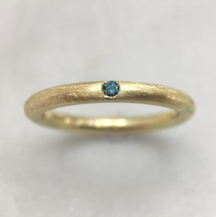 9ct Gold Blue Diamond Ring