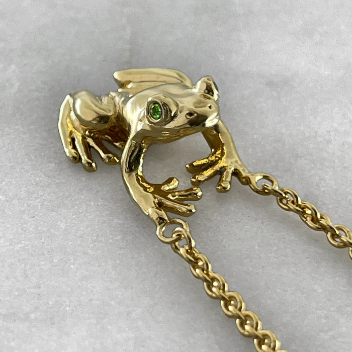 Green Diamond Eyed Gold Frog Necklace