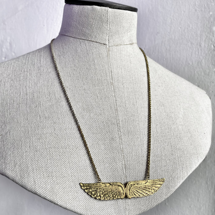 Egyptian wing necklace jewel thief Brighton
