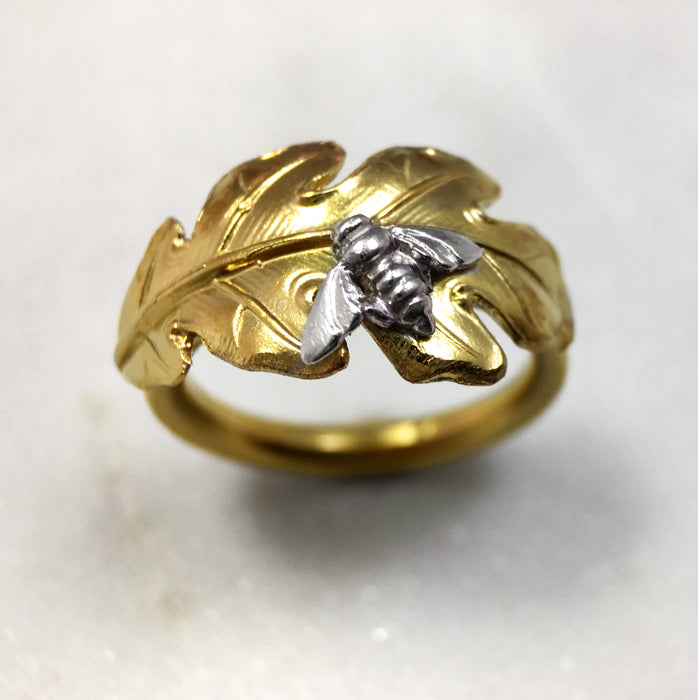 Gold Leaf & Bee Ring