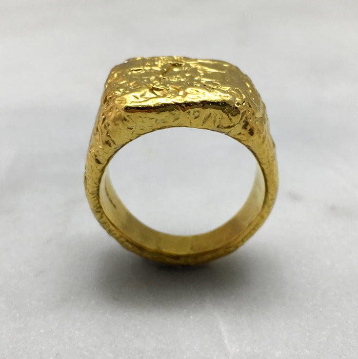 gold signet ring jewel thief brighton