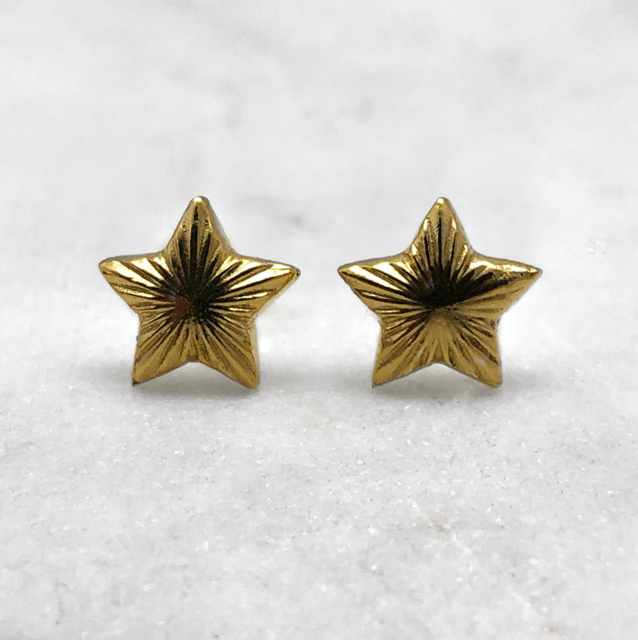 Gold Engraved Star Studs